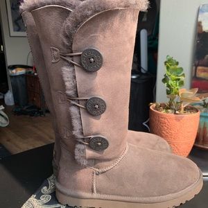 Ugg Bailey Button Triplet